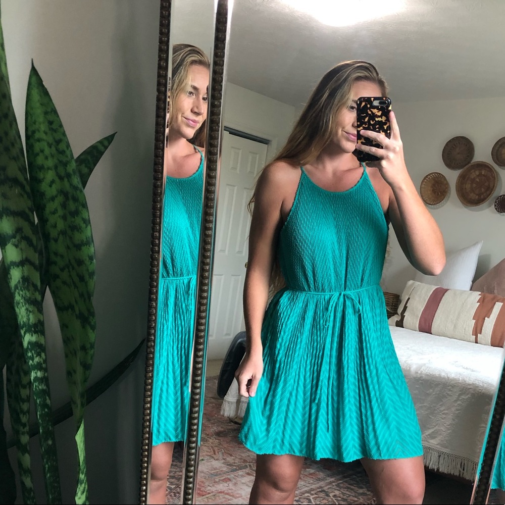 Elle Flowy Teal Shift Belted Dress Textured